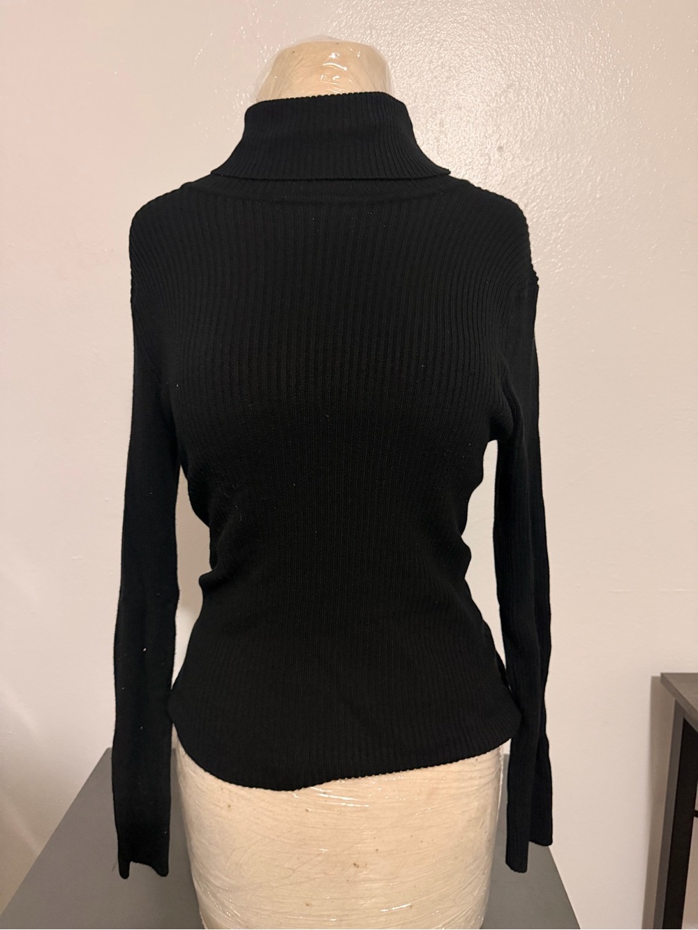 Caren Sport Black Ribbed Knit Top